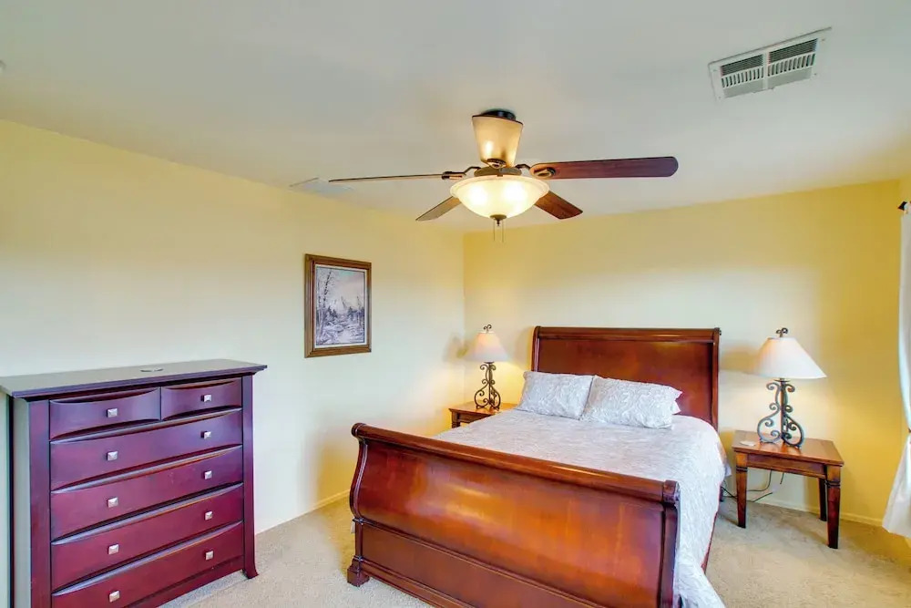 Patio & Community Perks! San Tan Mountain Retreat