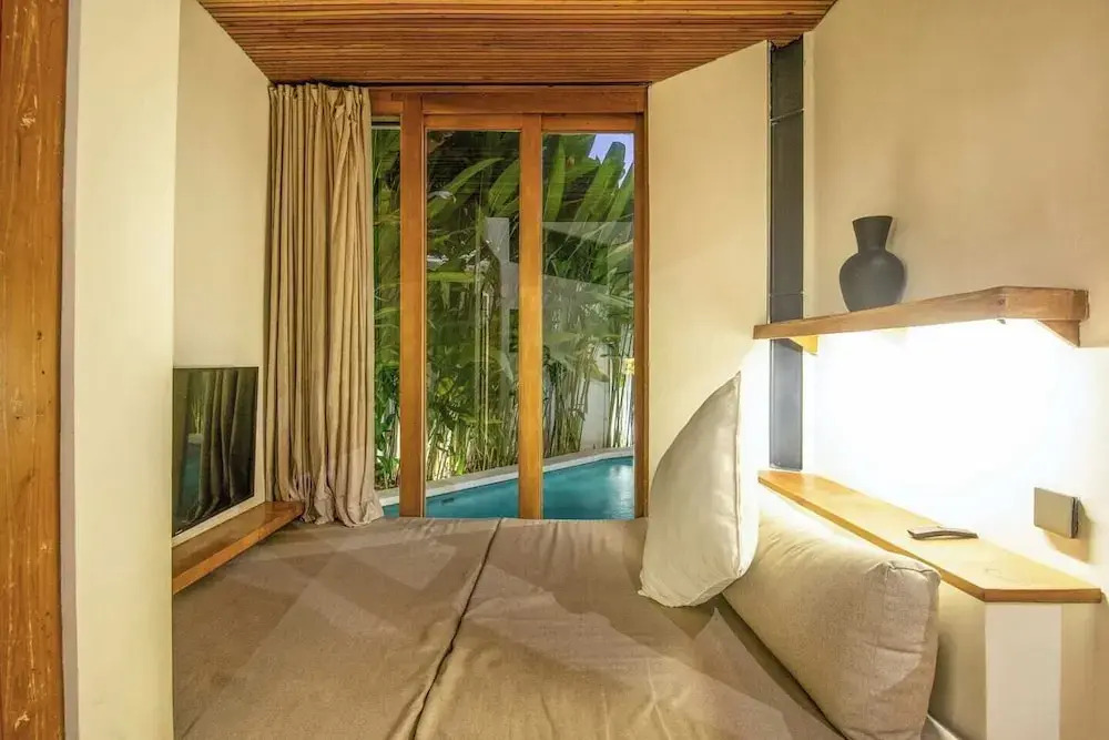Serene 1BR Villa 800 to Echo Beach, with Pool