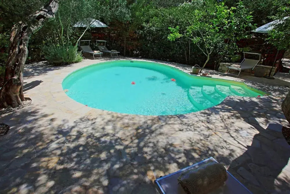 Lili Luxury Cottage in Ozias