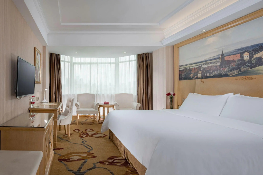 Vienna Hotel Huizhou Railway Station