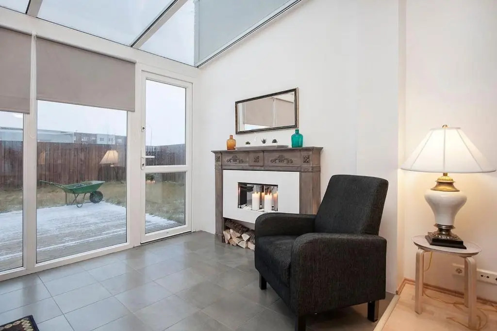 Cozy 3 bedroom house near the Blue lagoon