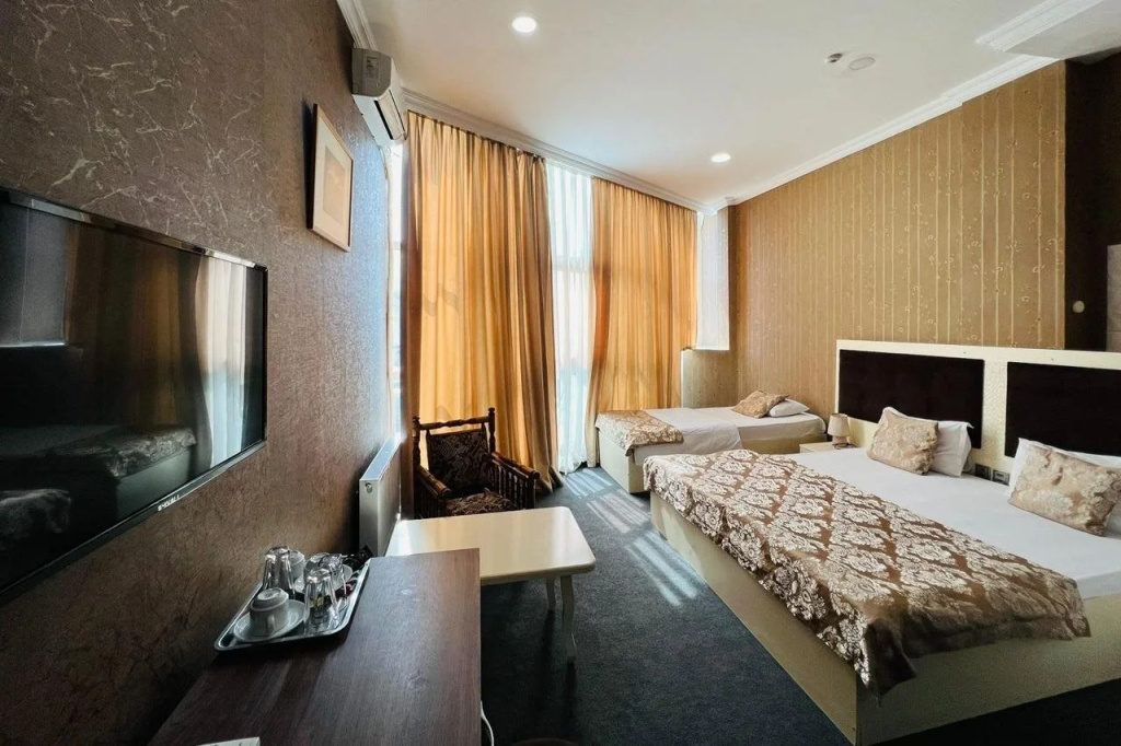 Отель A&H Baku Center Inn