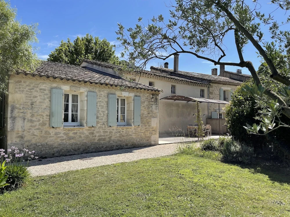 MAS MILLÉSIME - Chambre double - petit déjeuner - piscine - Mas du XVIIIème siècle proche Saint-Rémy-de-Provence