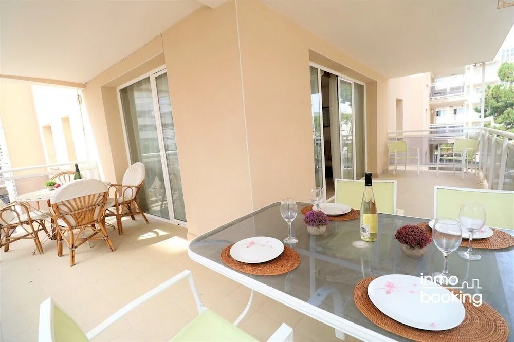 InmoBooking TenorFleta, gran terraza y cerca de la playa