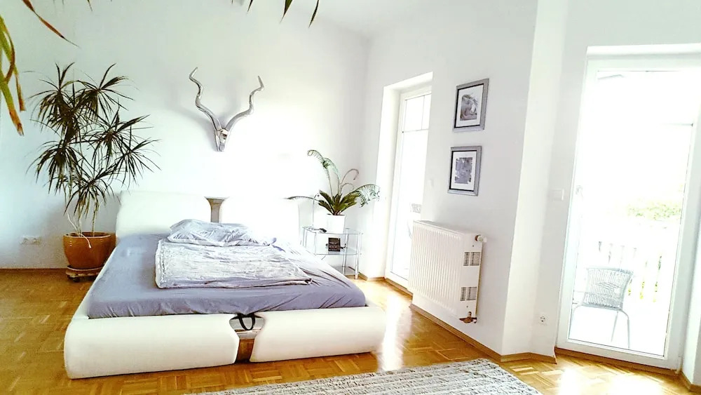 Riverside Guesthouse Graz - 2-bed House in Graz