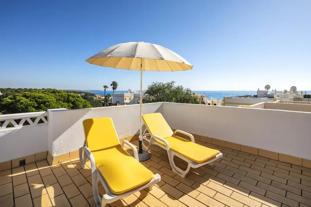 Seaside Apartment in Benagil With Terrace