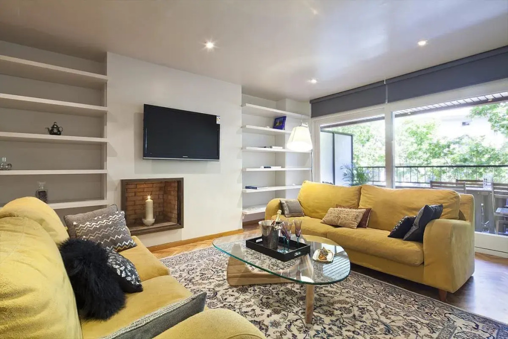 Classic Bonanova - 4 Bedroom Apartment 2nd Floor - Msb 56028