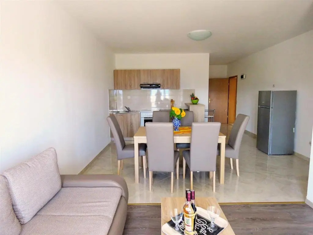 Apartments Zvone