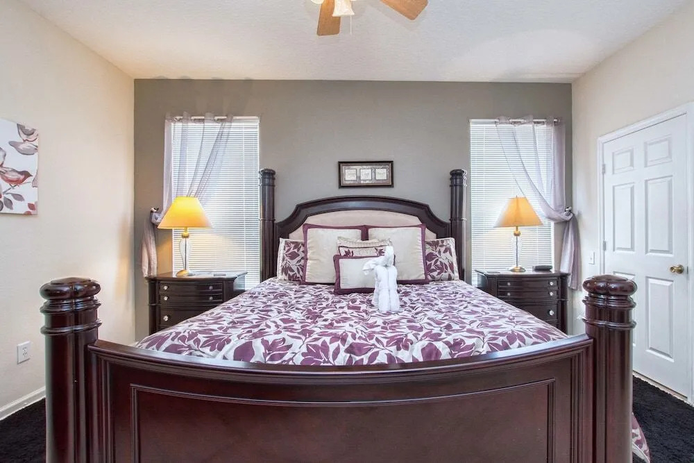 Fan Palm Getaway pool home on Windsor Palms Resort