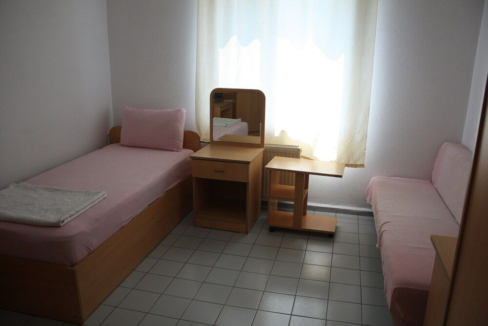 Orçın Apartments