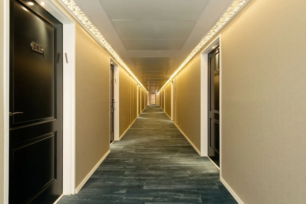 Shefayim Hotel