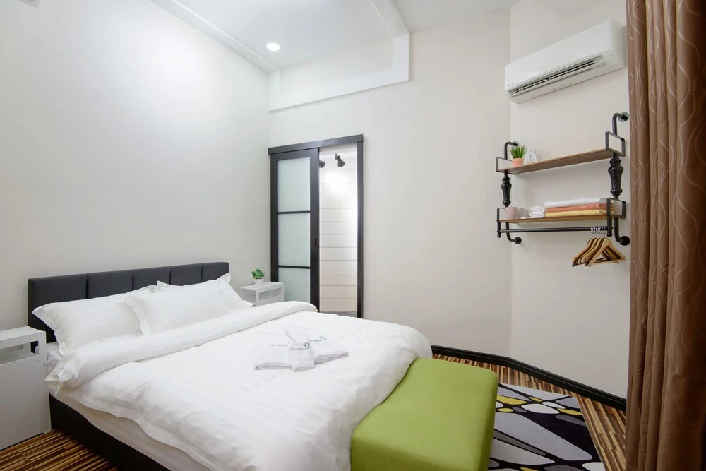 2-Bedrooms Gurney Terrace 9 - iB11
