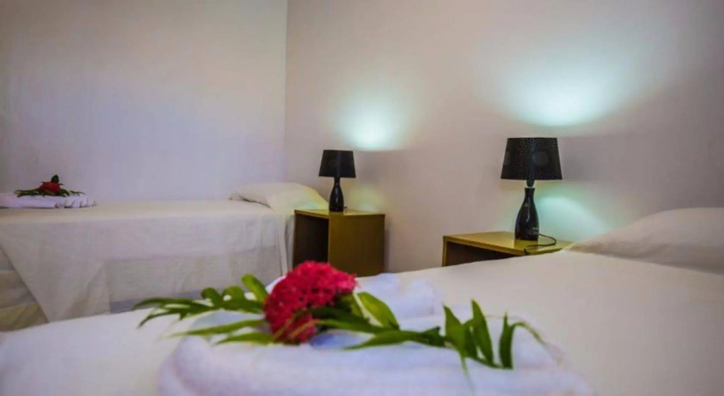 Eden's Edge Hotel
