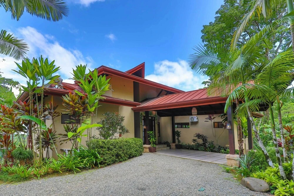 Secluded 3 Bedroom Oceanview Oasis Private Pool