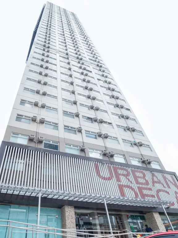 Oyo 216 Urban Deca Tower Mandaluyong