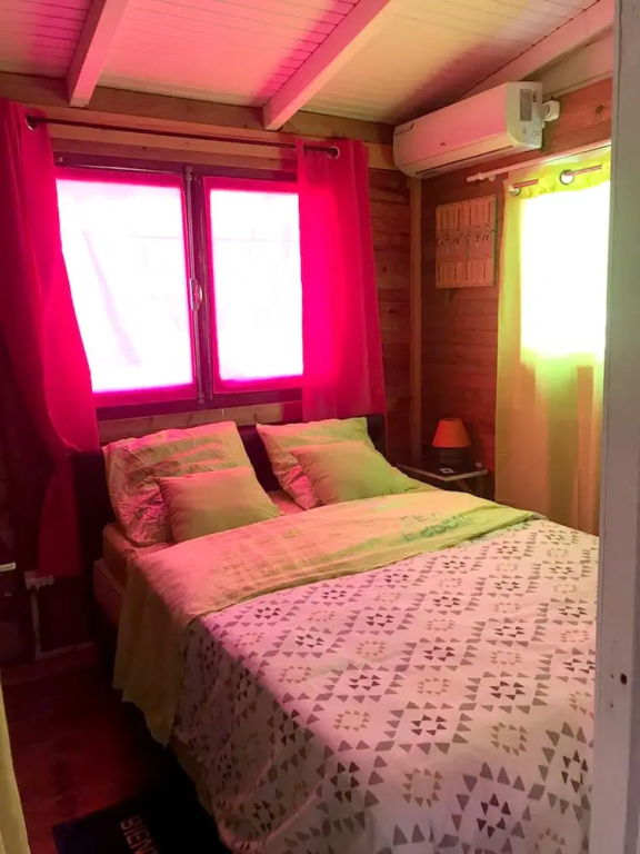 Bungalow With 3 Bedrooms in Trois-rivières, With Wonderful Mountain View, Private Pool, Enclosed Garden