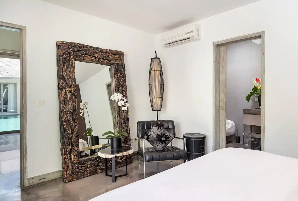 Villa Mia by Villa Finder