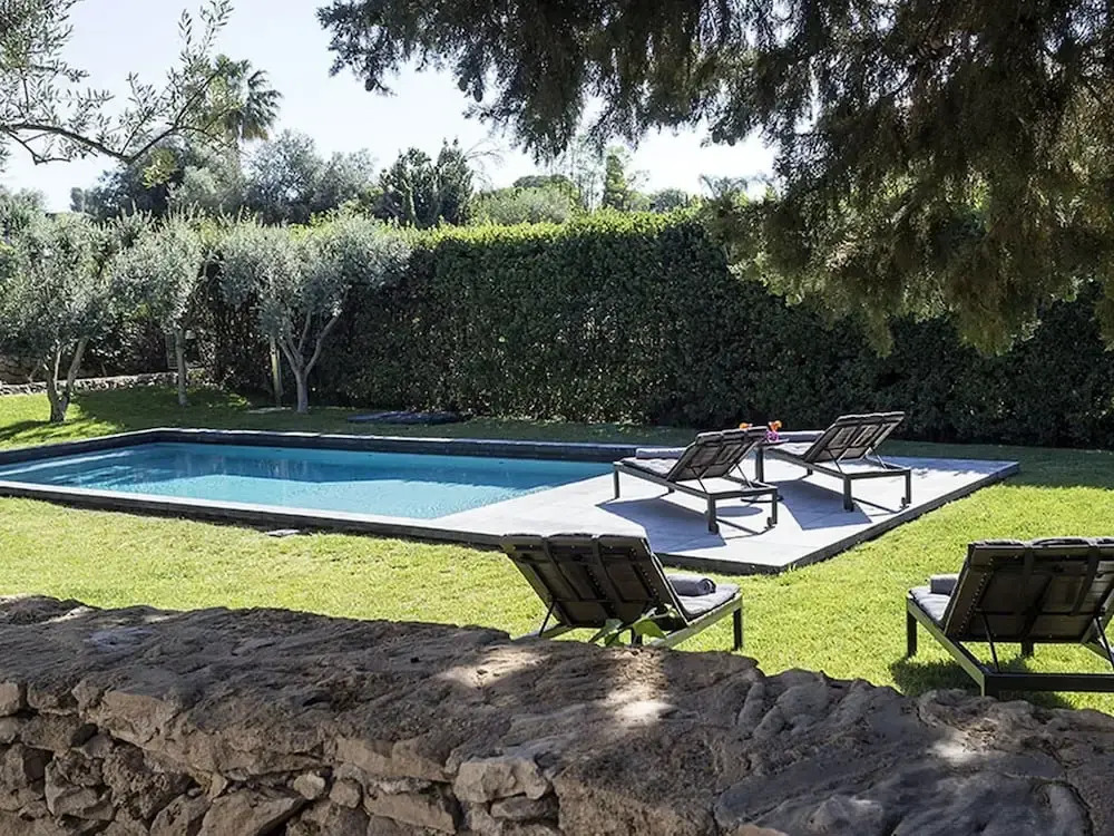Lovely Luxury Villa With Private Pool Near the Center of Syracuse