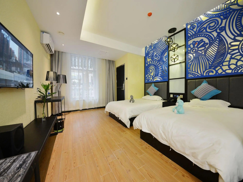 Harbin Blue Feather Hotel