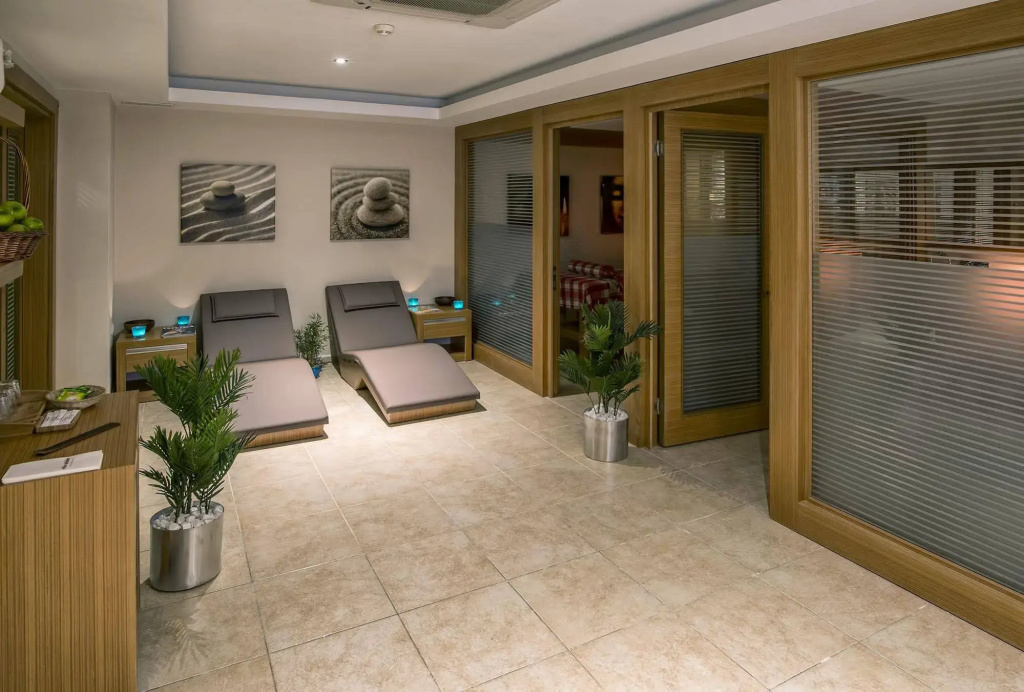 Ramira Joy Hotel