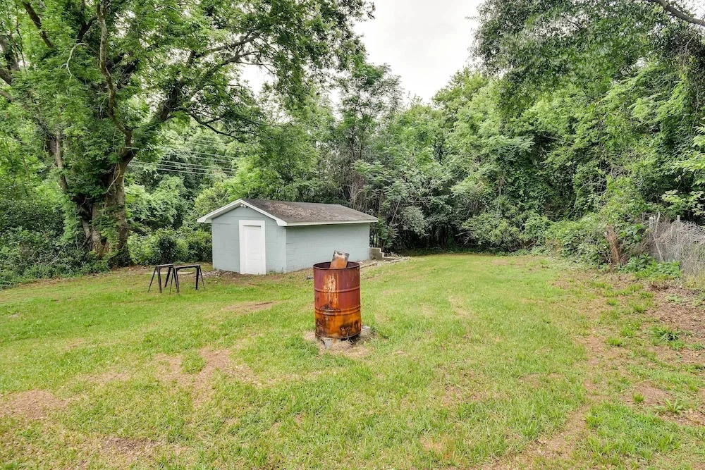 Single-story Home < 1 Mi to Tuskegee University
