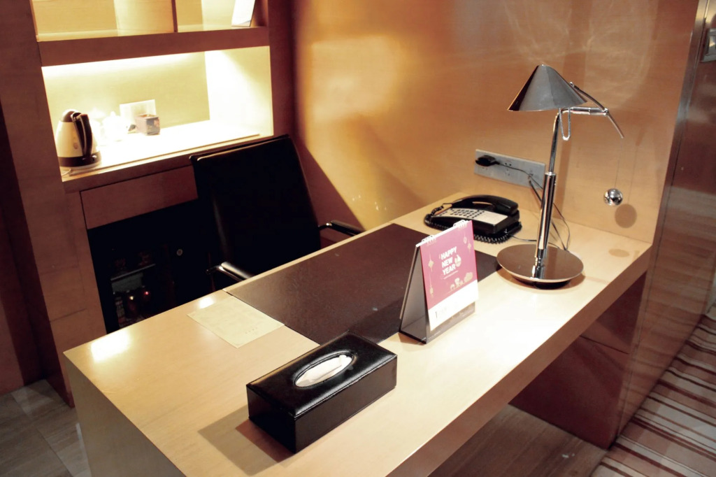 Grandskylight Hotel