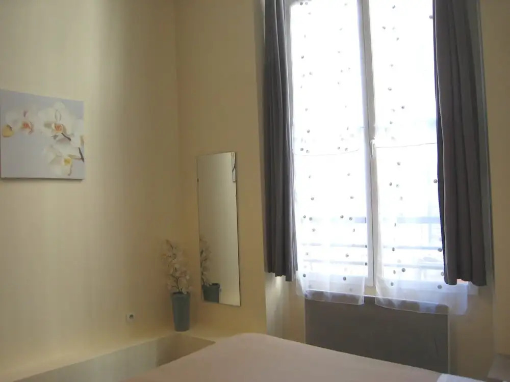 Apartment Aboukir 4