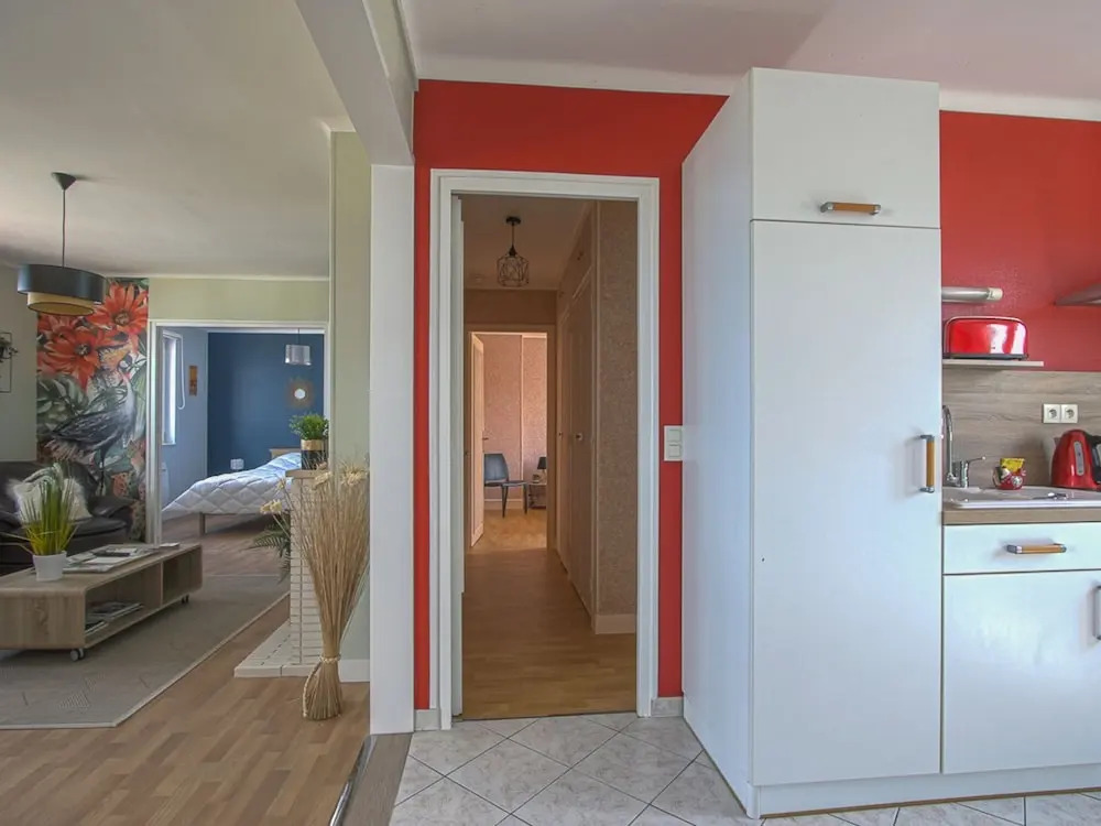 Endearing Apartment in Arromanches-les-bains Nearby the Sea With View on the Harbour