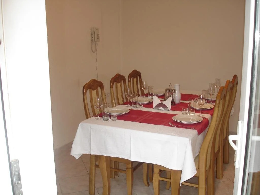Karvansaray Hotel