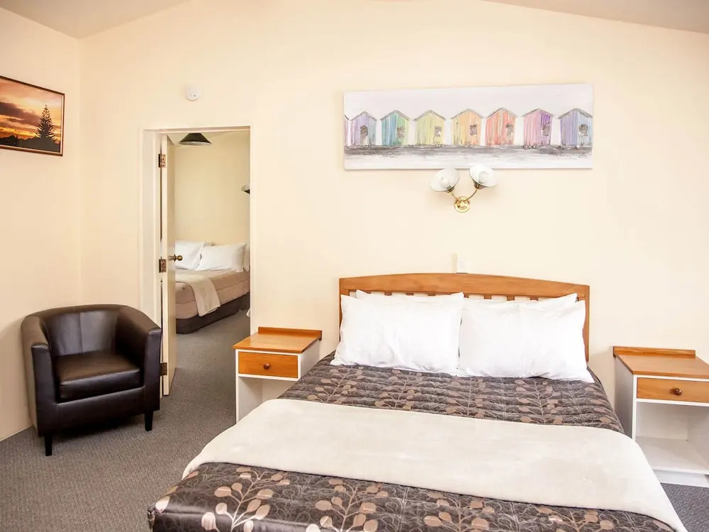 Goldmine Motel