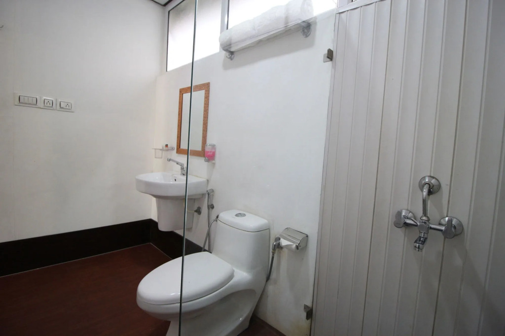 Hotel O Blue Ocean Near R City Mall