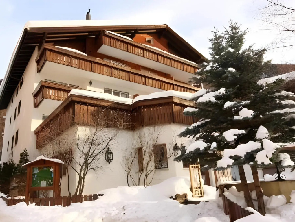 Hotel Alpenroyal