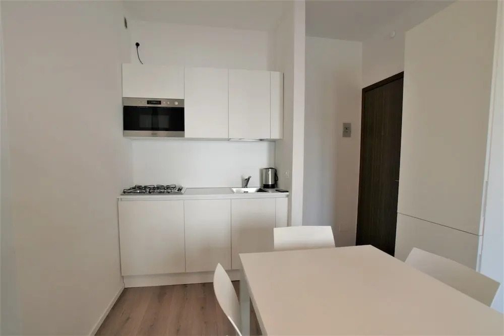 Cozy Apartment With Balcony Near Piazza Torino
