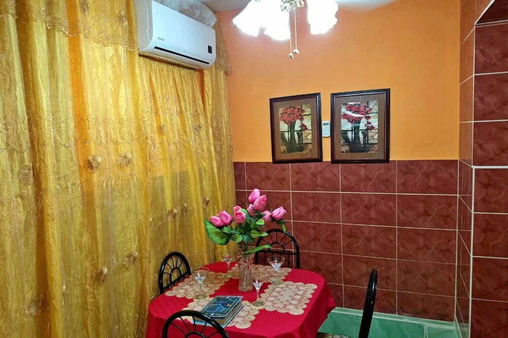 Casa De Las Banderas