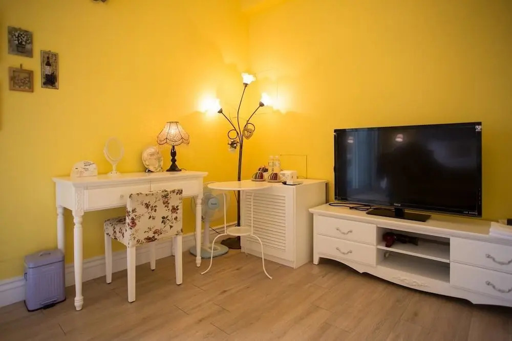 Antlers Guest House