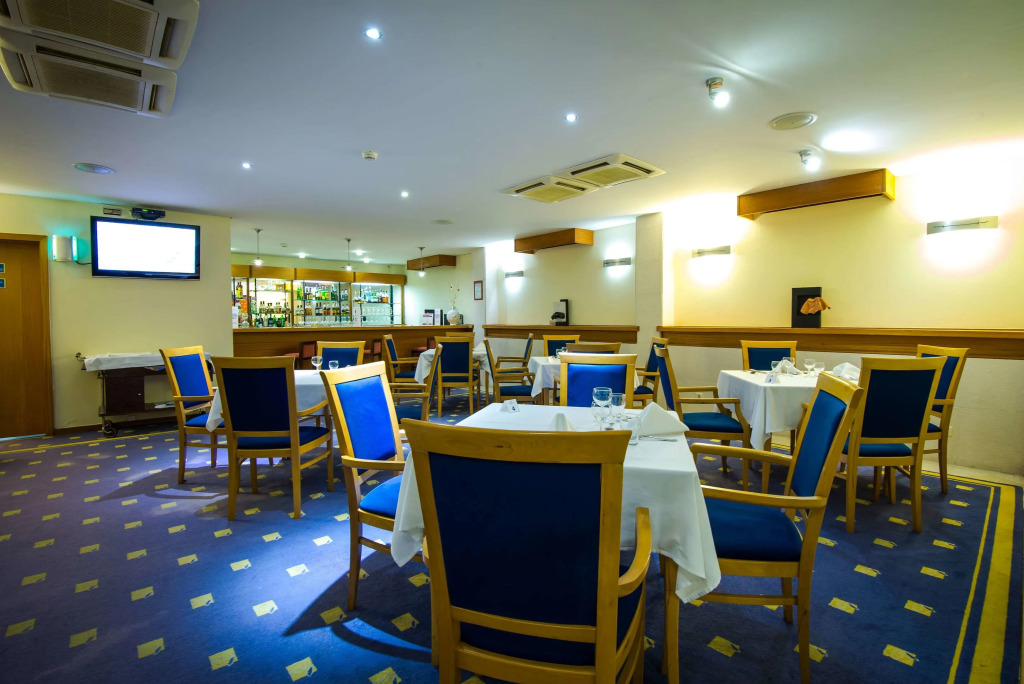 Azoris Angra Garden - Plaza Hotel