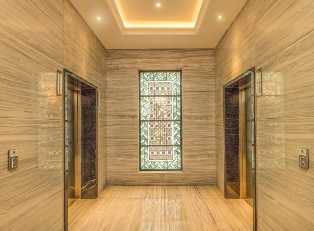 Lemon Tree Premier City Center Pune