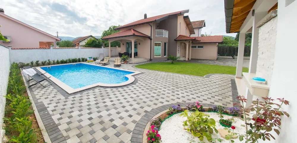 Villa Fantasy