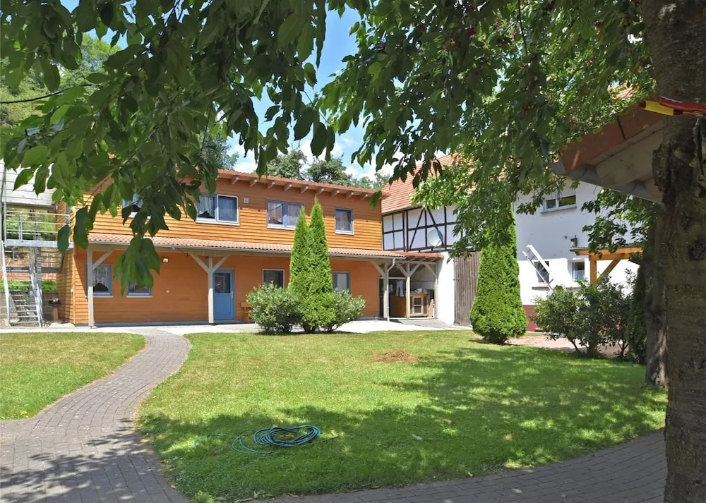 Holiday farm situated next to the Kellerwald-Edersee national park with a sunbathing lawn