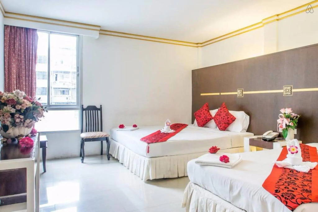 Khurana Inn