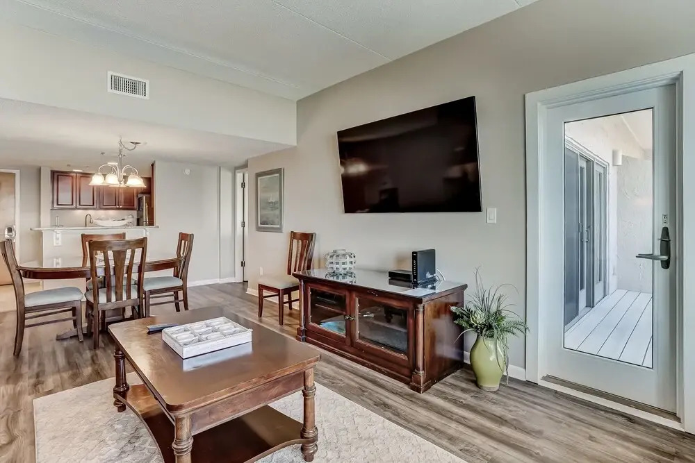 327 Sandcastle 1 Bedroom Condo by RedAwning
