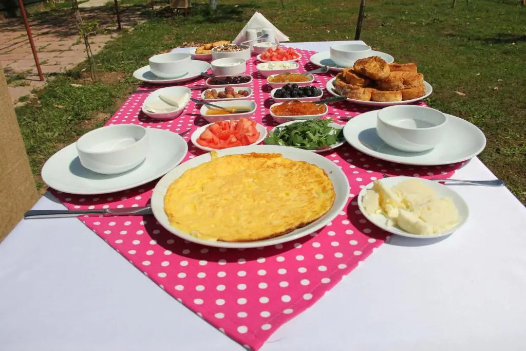 Esralina Pansiyon