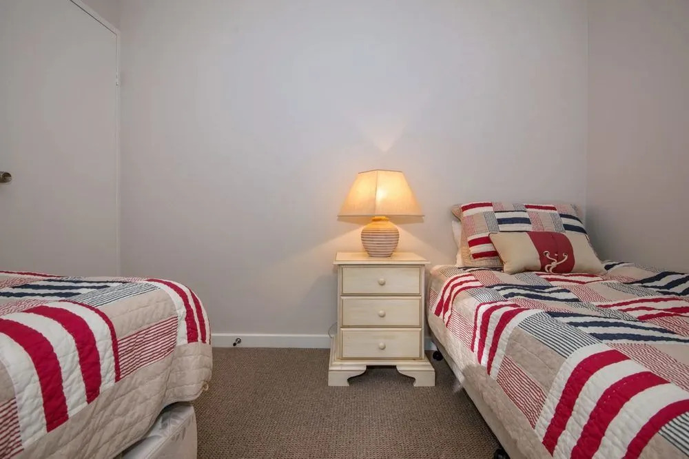 Bay Parklands, Unit 19/2 Gowrie Avenue