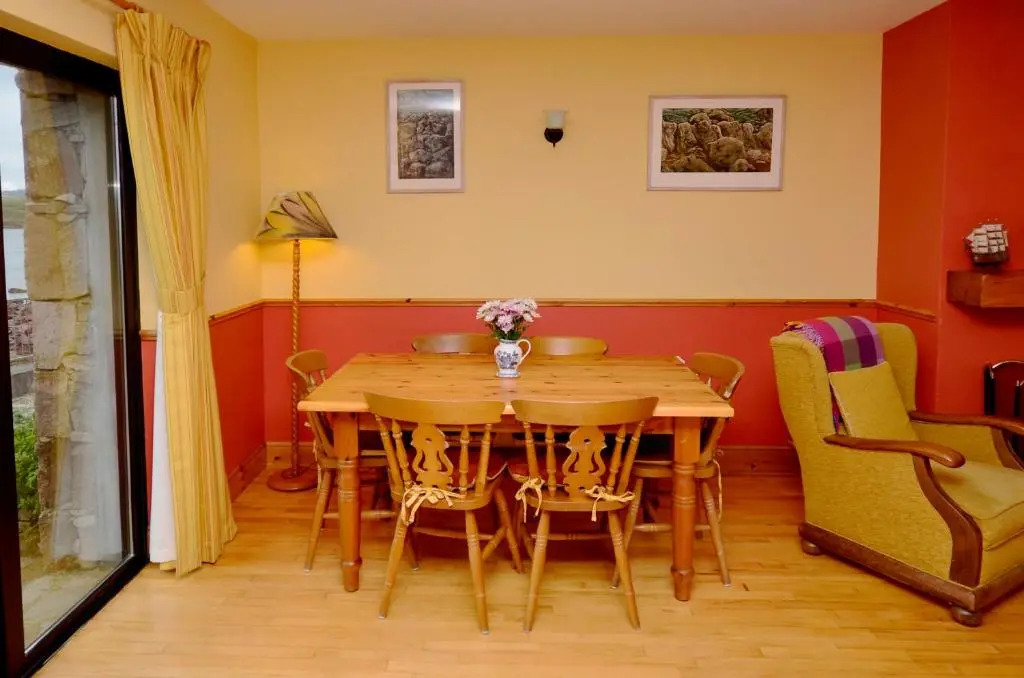 Cottage 108 - Cleggan