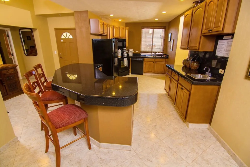 Bonita 701 - 3 Br Condo
