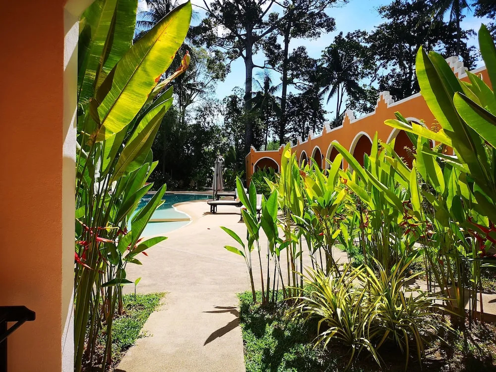 Hasia leisure resort 2 min walk to lamai beach samui thailand