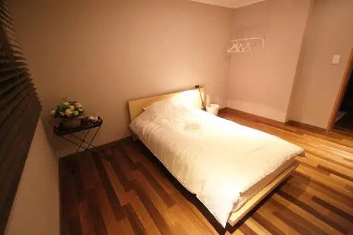 Guesthouse Gangnam — Female Only (гостевой дом для женщин)