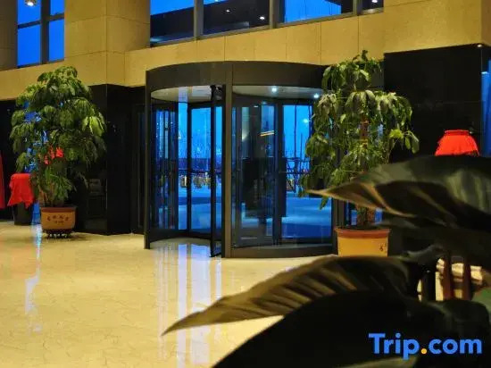 Yunpeng Sunshine Holiday Hotel