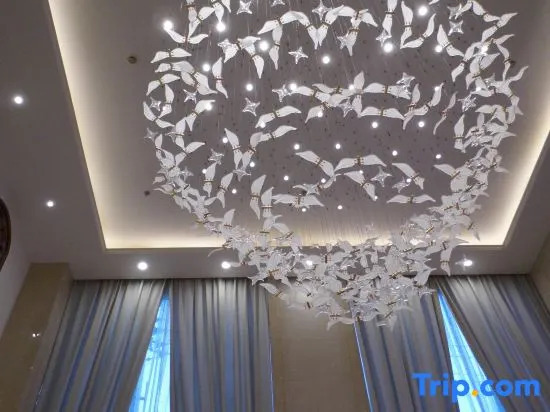 Hongluyuan Ningjiang Grand Hotel