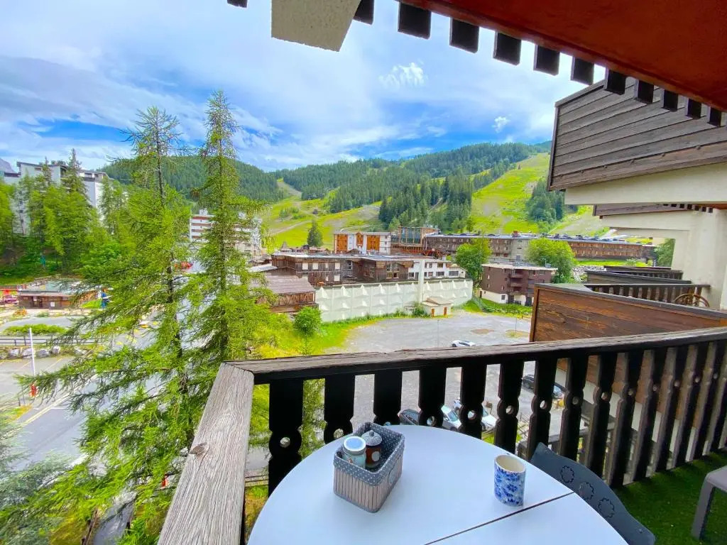 Studio vue panoramique au pied des pistes